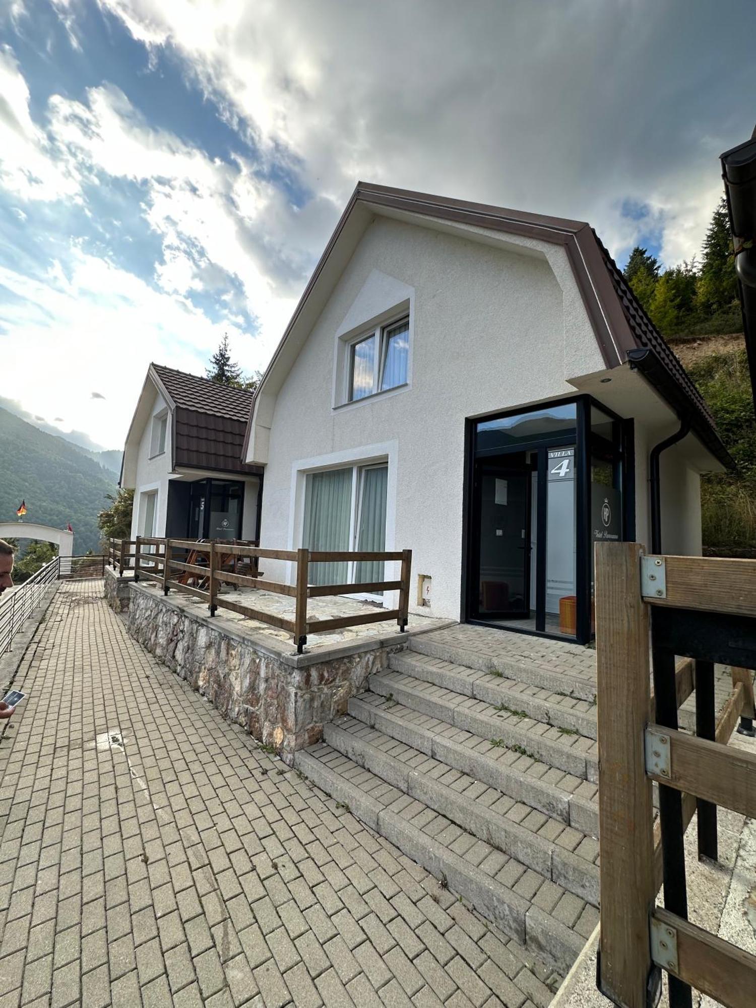Hotel Panorama Rugove Печ Екстер'єр фото