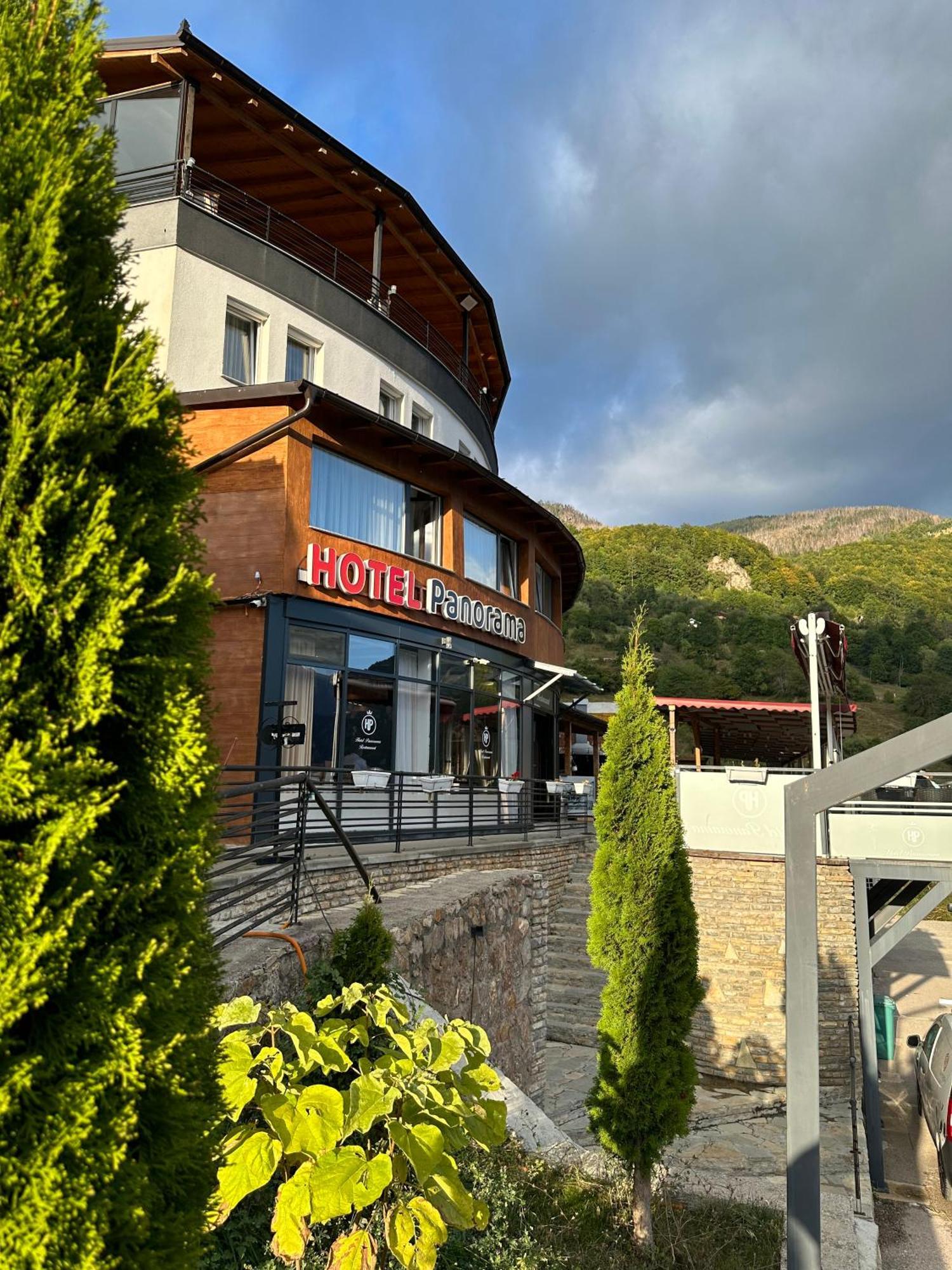 Hotel Panorama Rugove Печ Екстер'єр фото