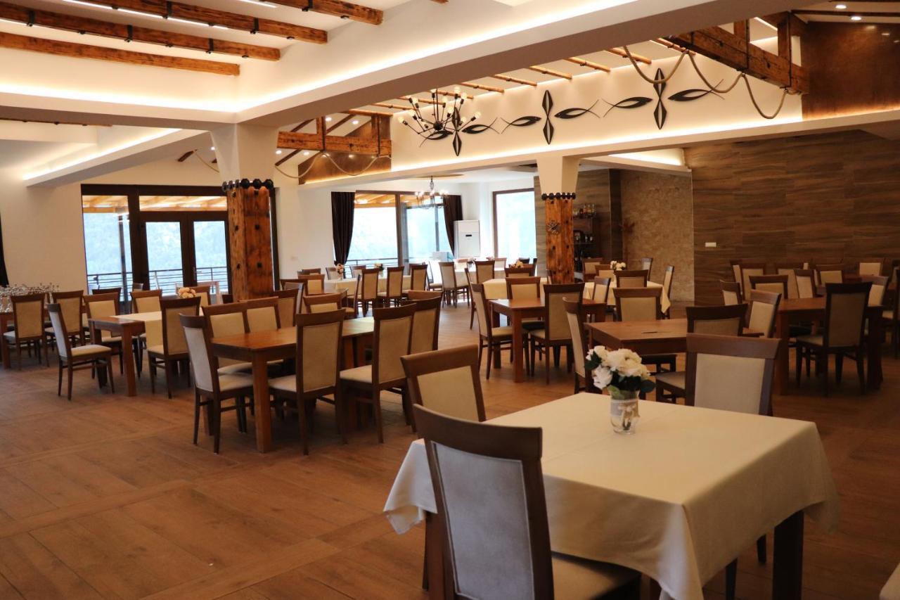Hotel Panorama Rugove Печ Екстер'єр фото